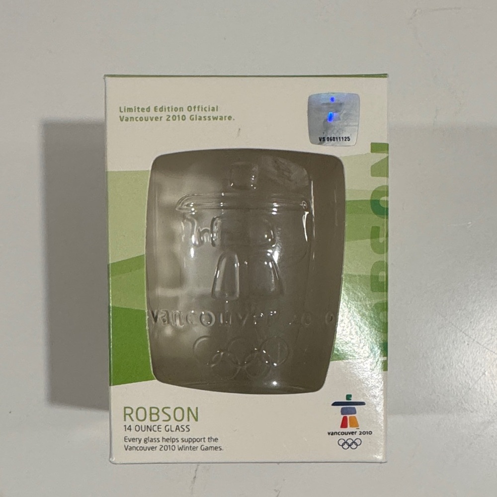 Limited Edition Official Vancouver 2010 Glassware. It is a 14-ounce glass